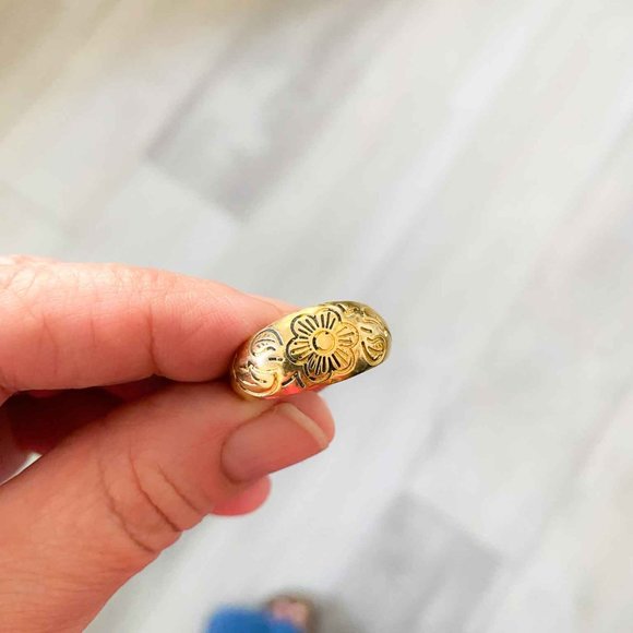 Floral Etched Market Brass Ring - Picture 1 of 5